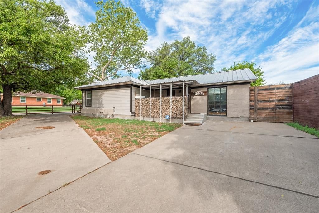 10605 Ferguson Rd