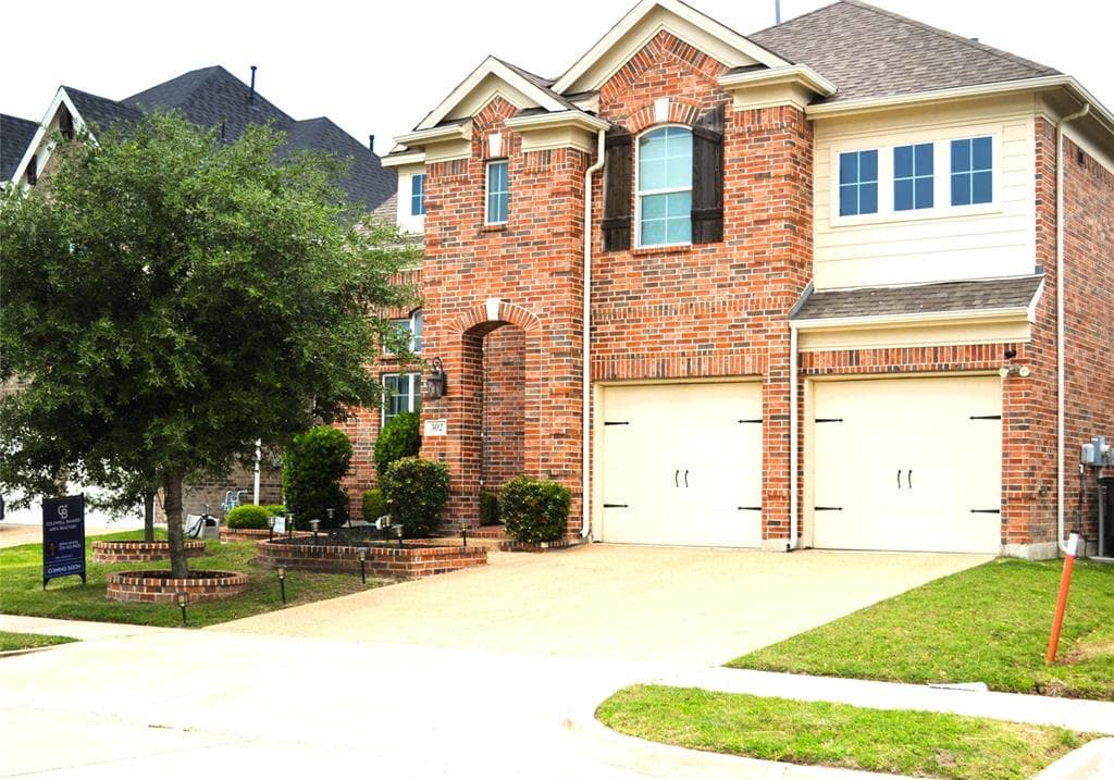 302 Daylily Dr