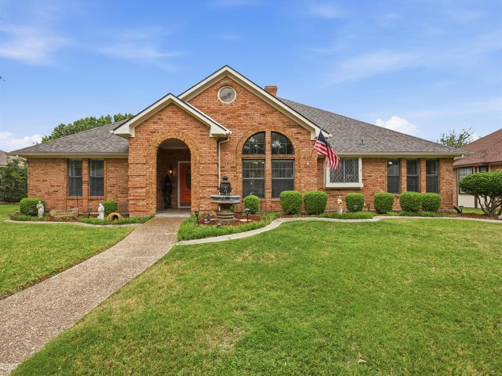 2328 Stone Glen Ln