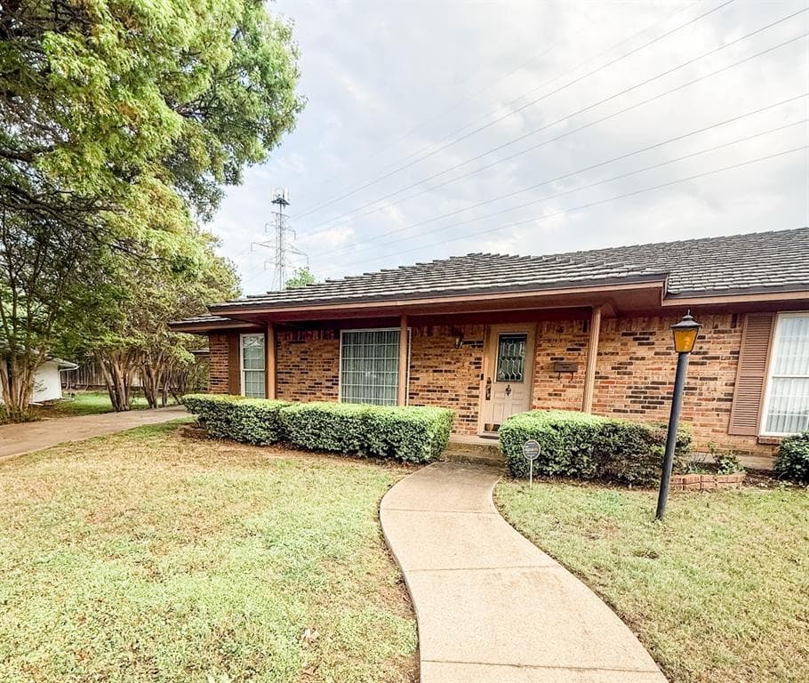 6317 Talgarth Ct