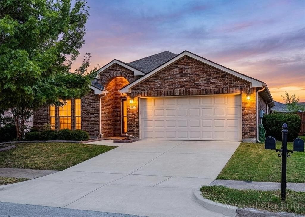2048 Lake Trail Dr