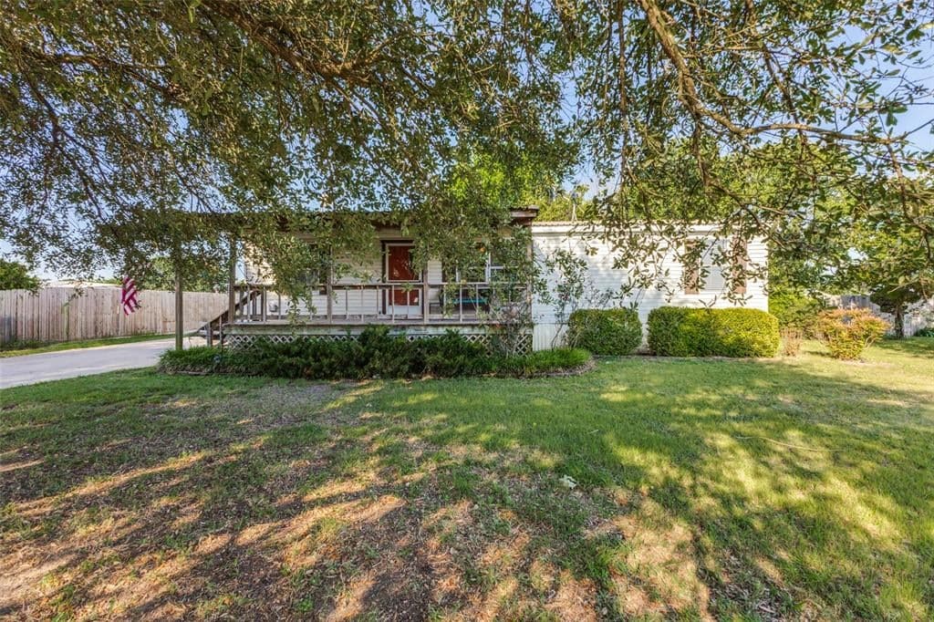 131 Squires Ct