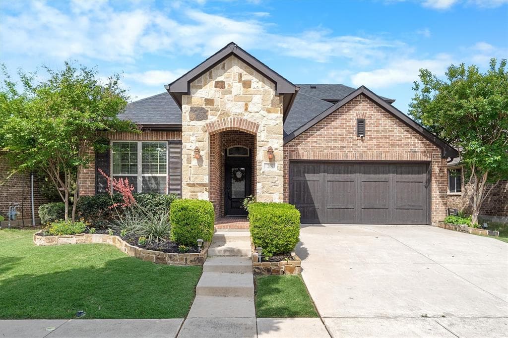 205 Sunrise Dr