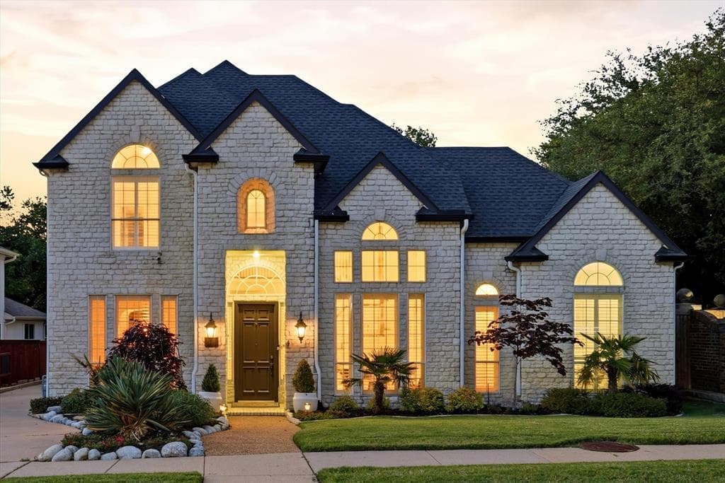 6401 Bermuda Dunes Dr