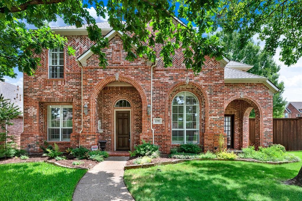 2700 Berrywood Ct