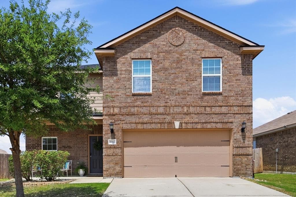 6352 White Jade Dr
