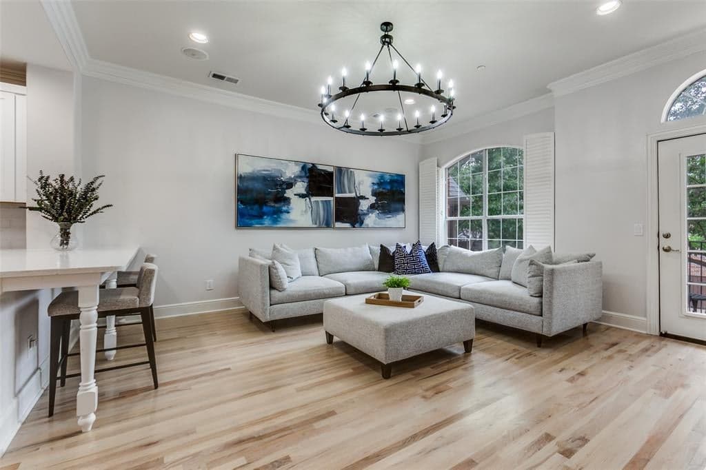 Gallery image 4