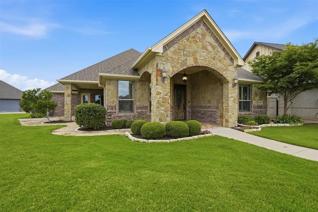 4918 Centre Ct