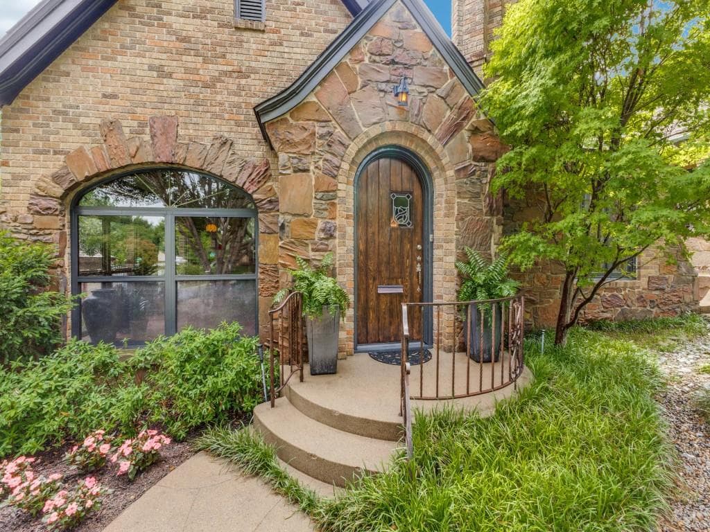 Gallery image 4