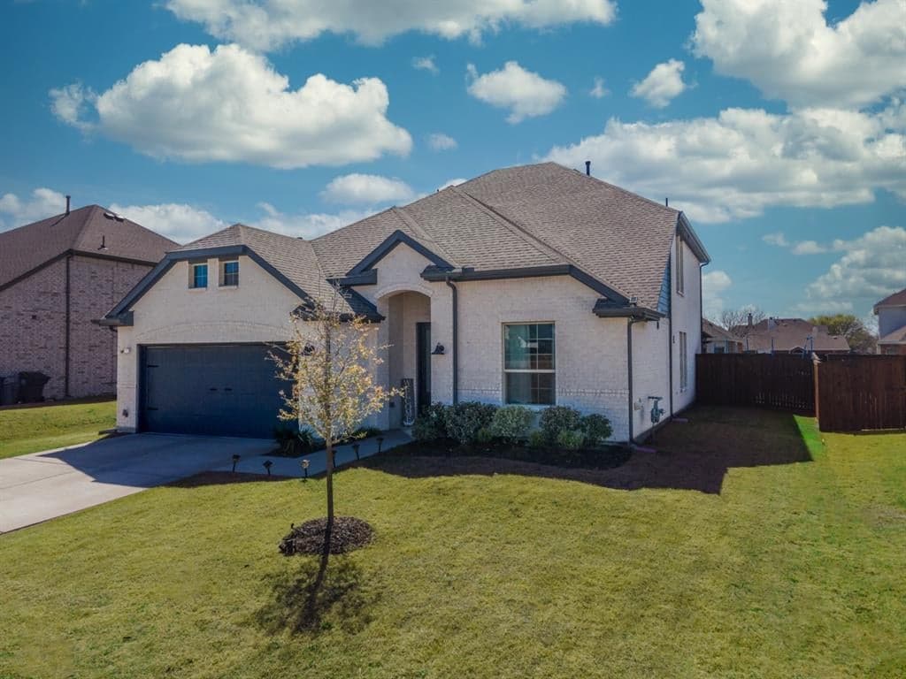 625 Ardsley Ln