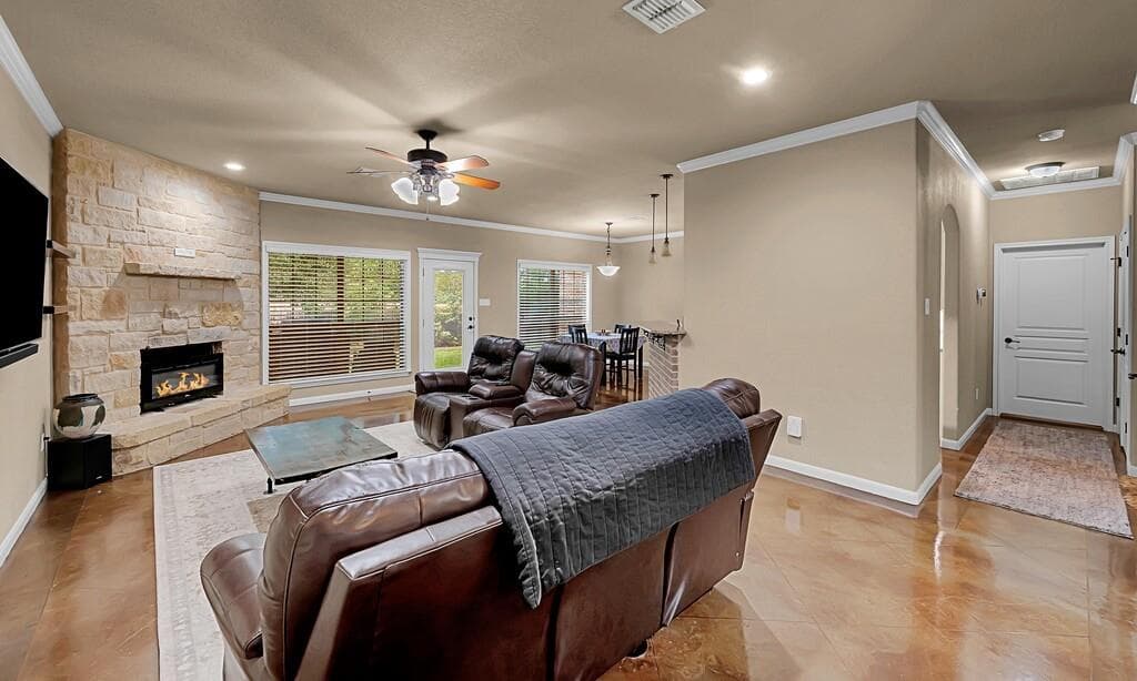 Gallery image 3