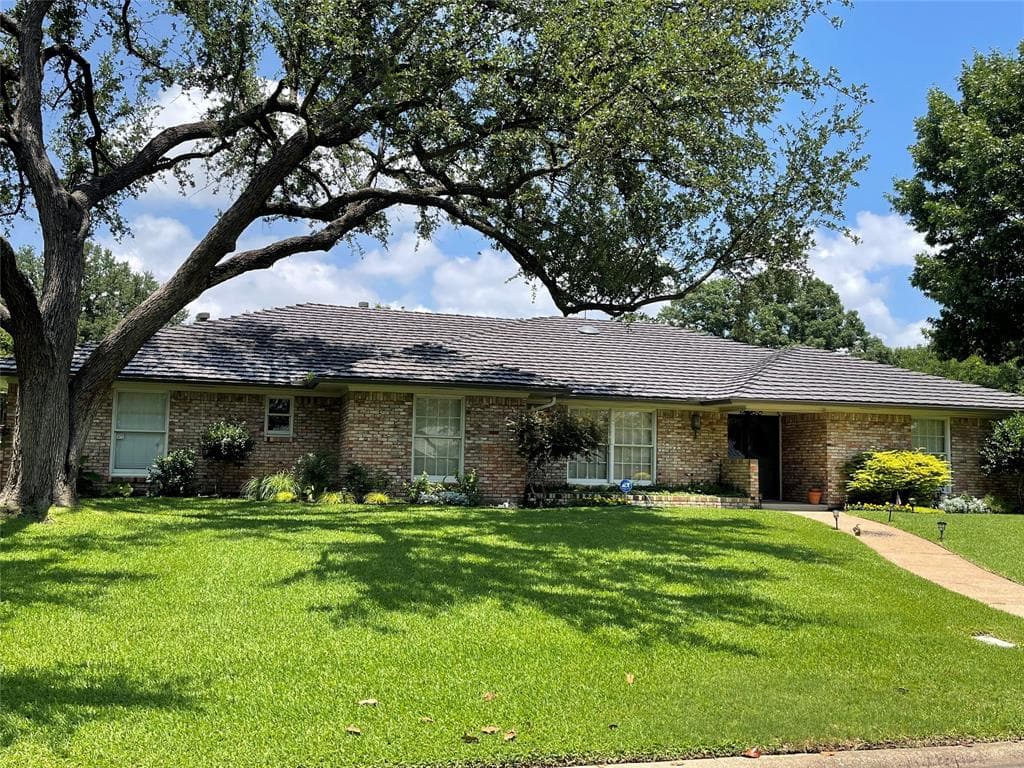 4131 Myerwood Ln