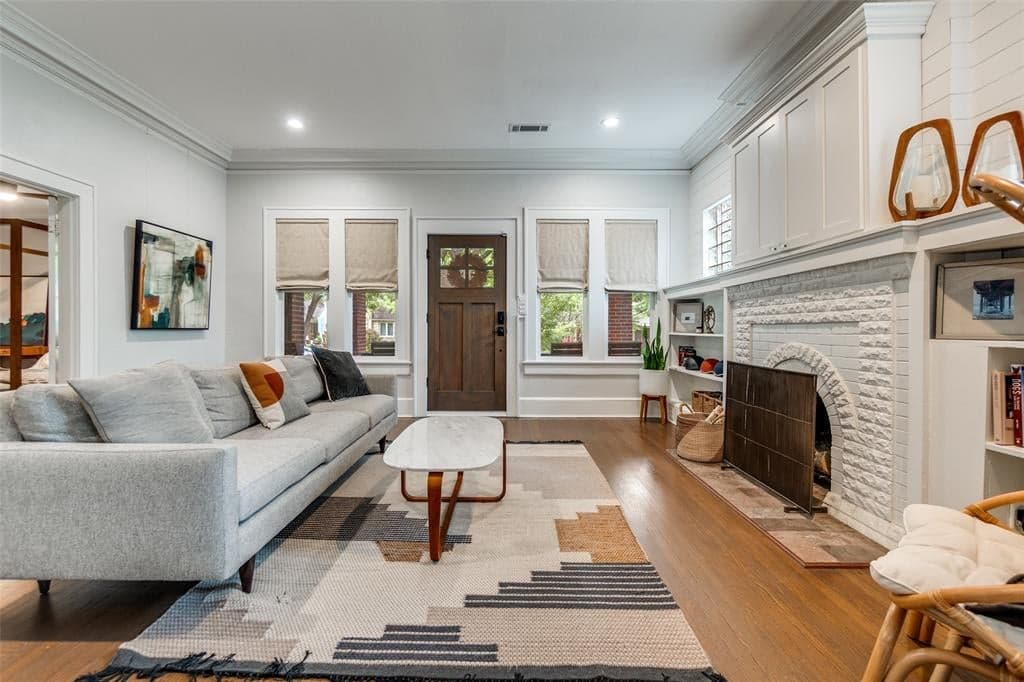 Gallery image 4