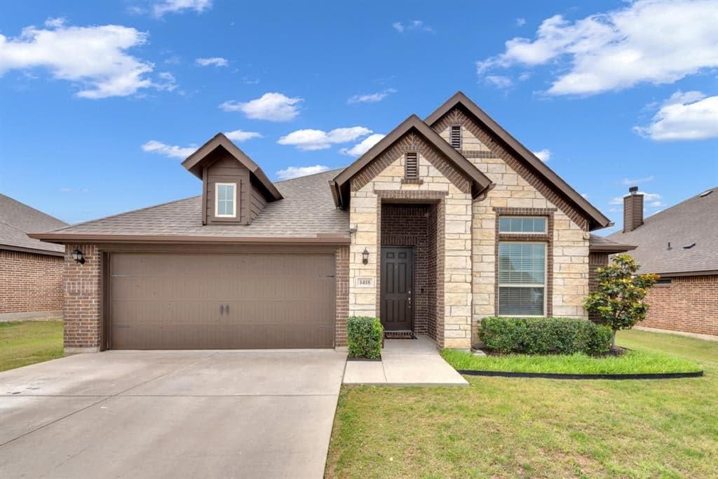 1418 Wagon Wheel Way