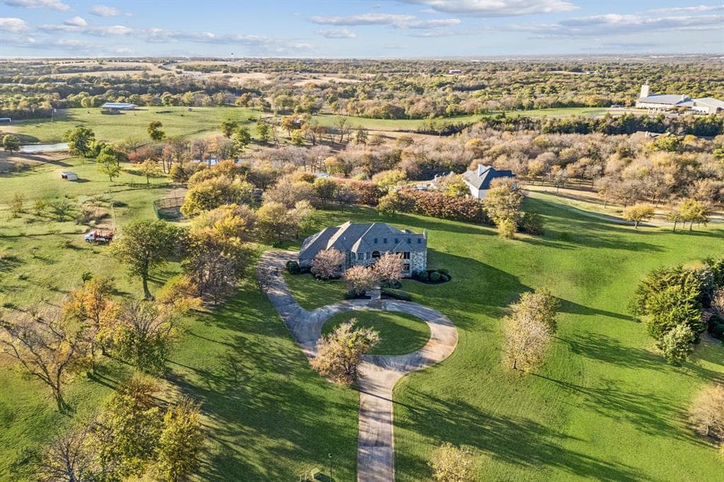 362 Woodland Hills Dr
