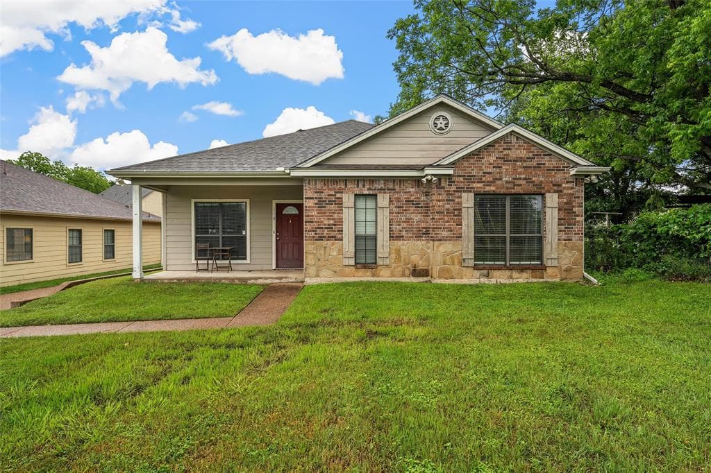 112 Garden Dr