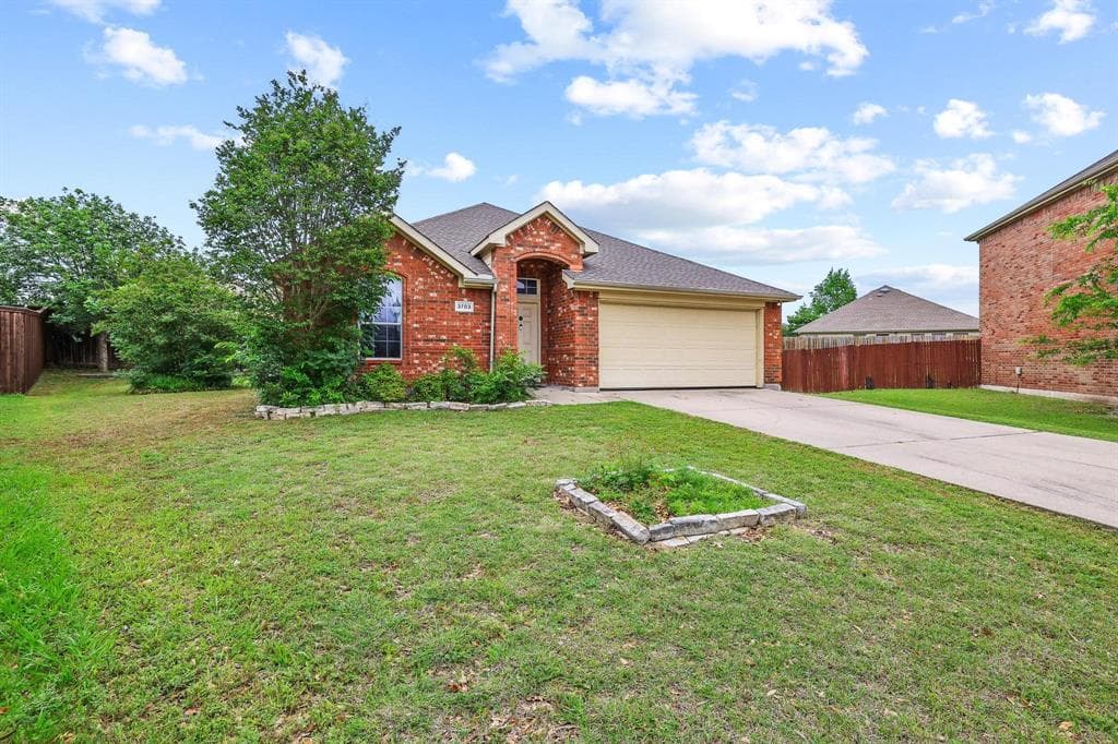 3703 Cottonwood Rd