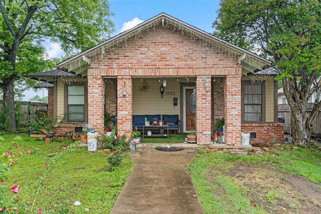 1725 Summer Ave