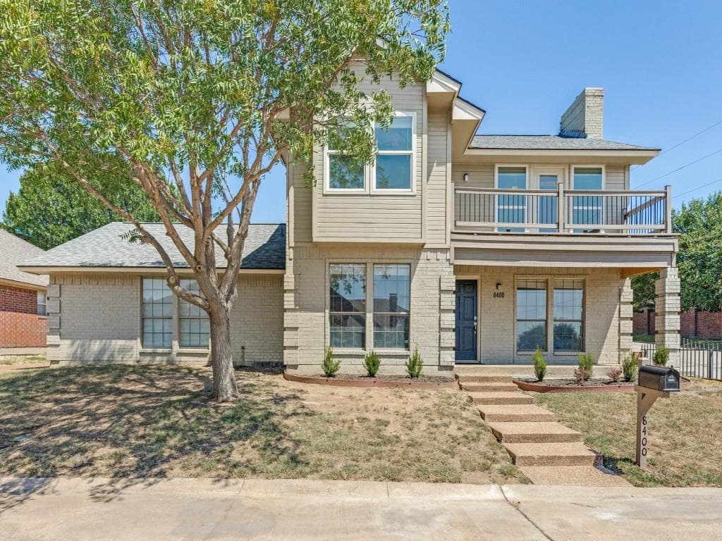 8400 Golf Club Cir