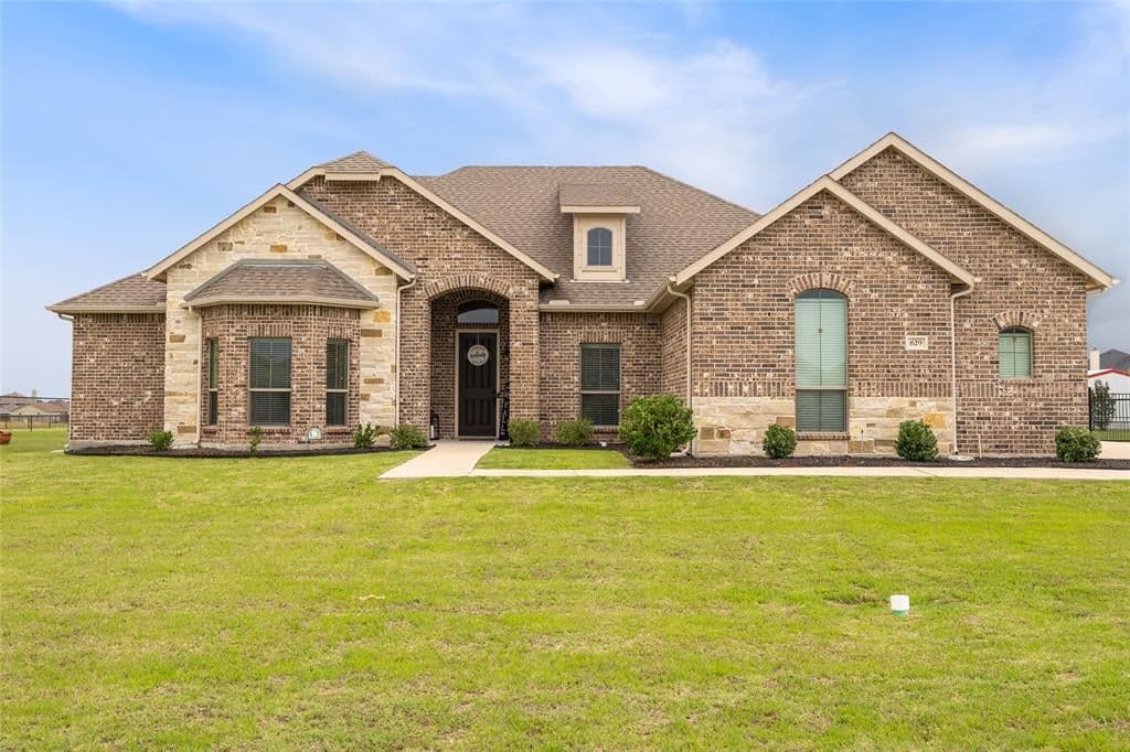 629 Meadowlark Ln