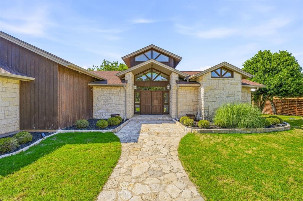 624 Williamsburg Ct