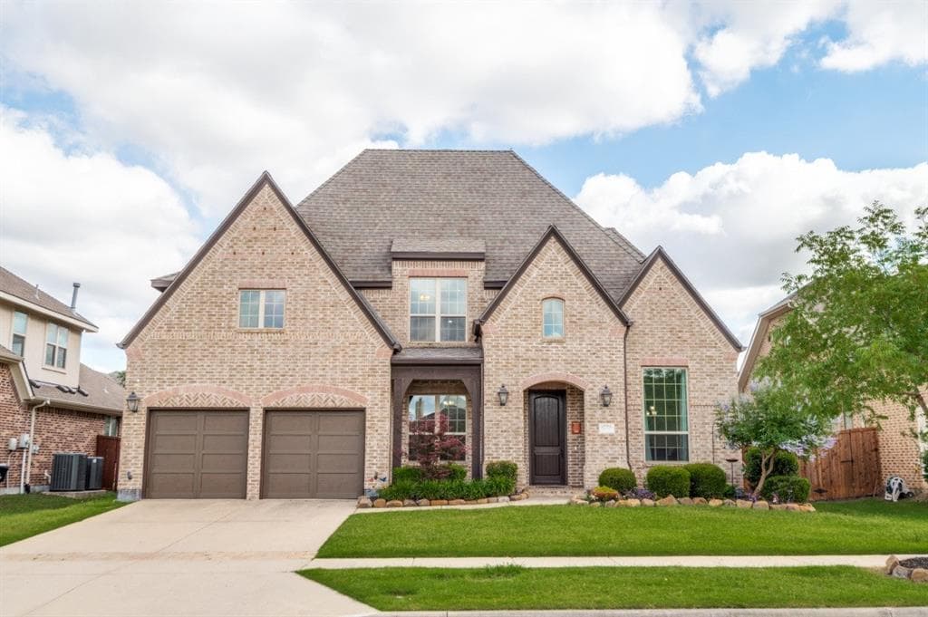14215 Raspberry Ln