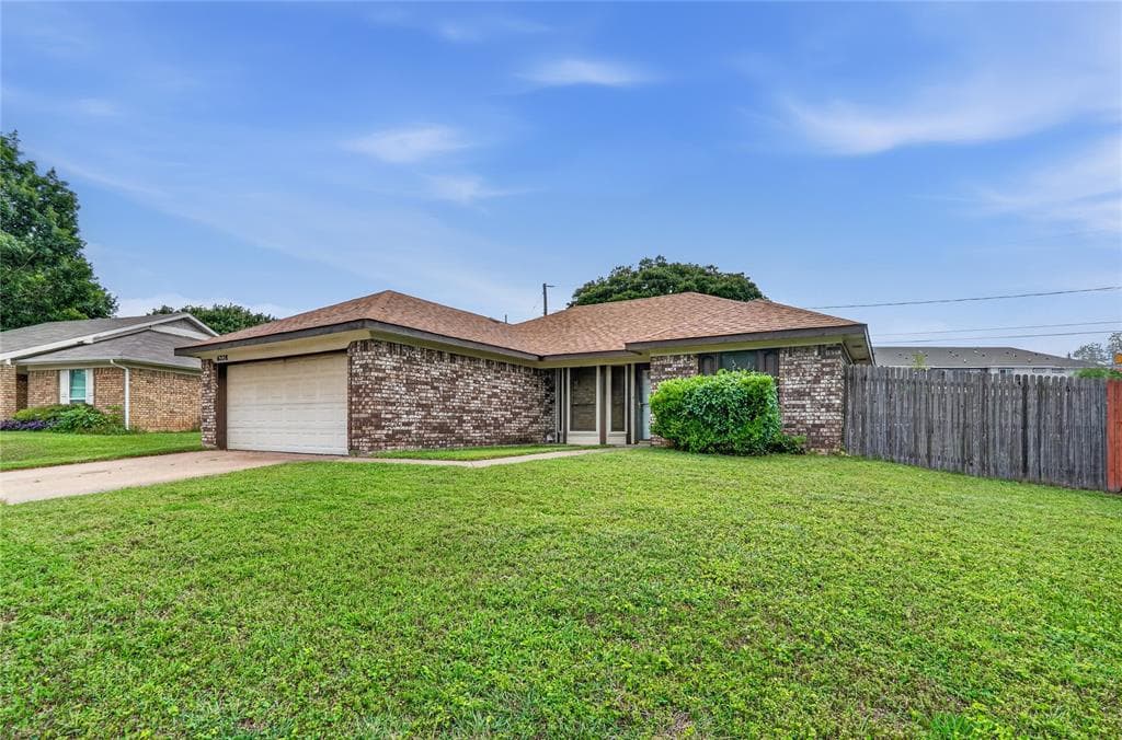 6228 Fernwood Dr