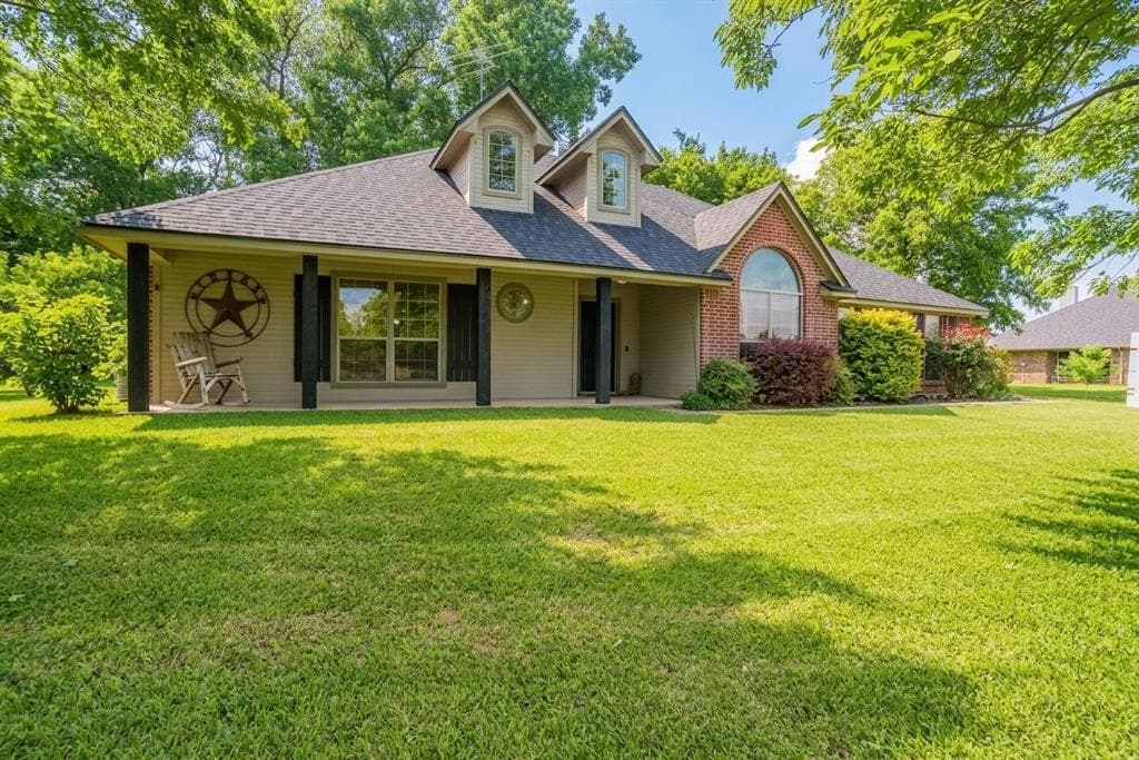 132 Nicole Ln