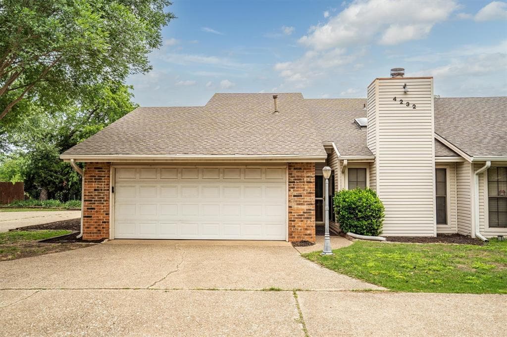 4232 Gayle Ct