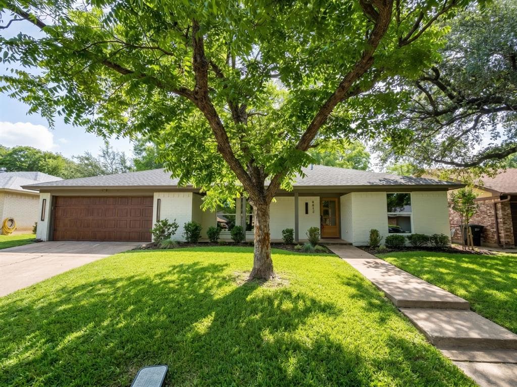 9912 Ivy Leaf Ln