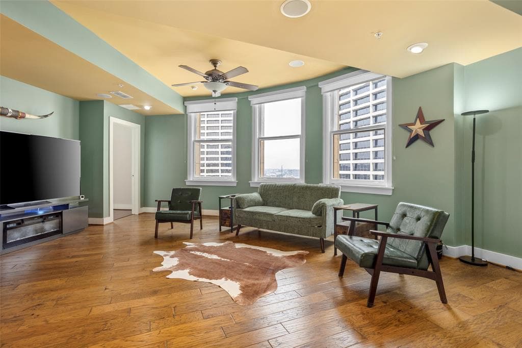 Gallery image 2