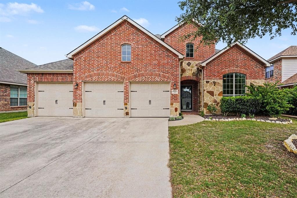641 Ricochet Dr