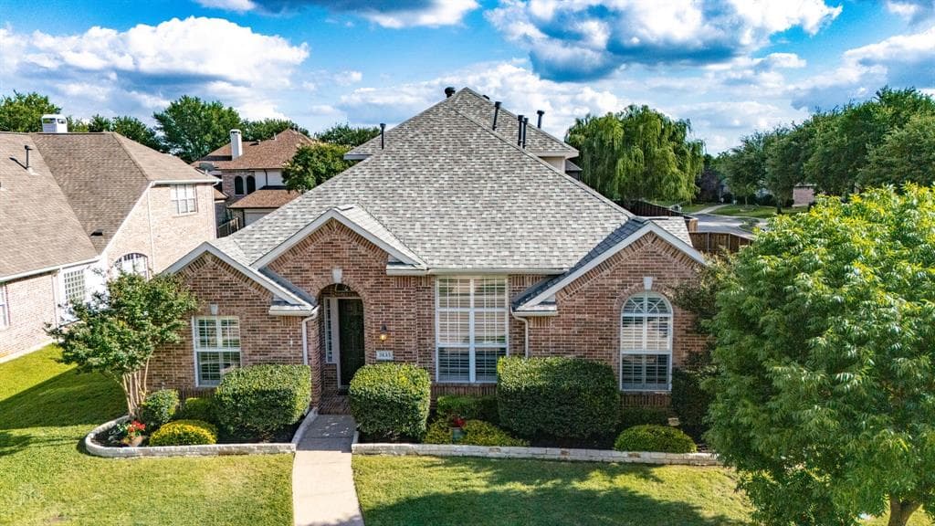 3135 Birchridge Dr