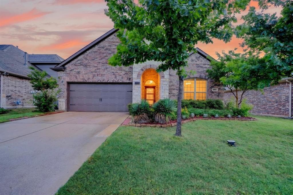 3051 Lily Ln