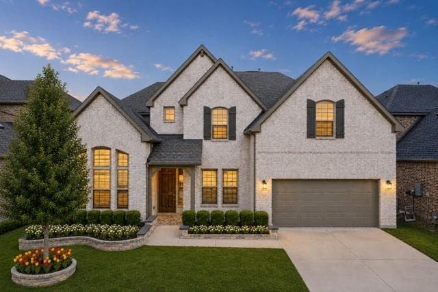 2320 Portsmouth Dr
