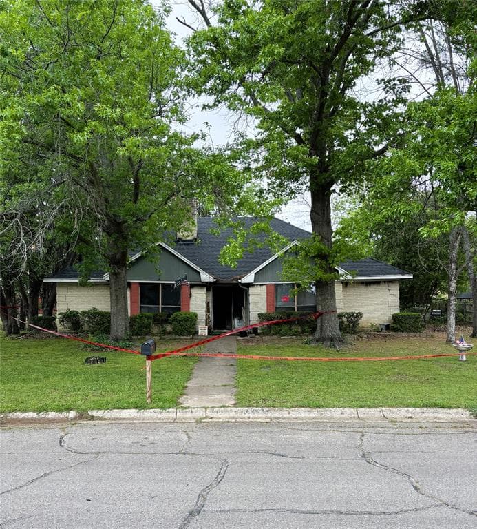 4135 Misty Ln