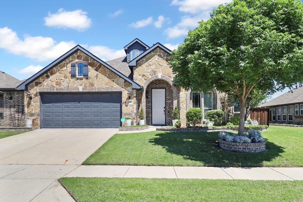 280 Armstrong Ln