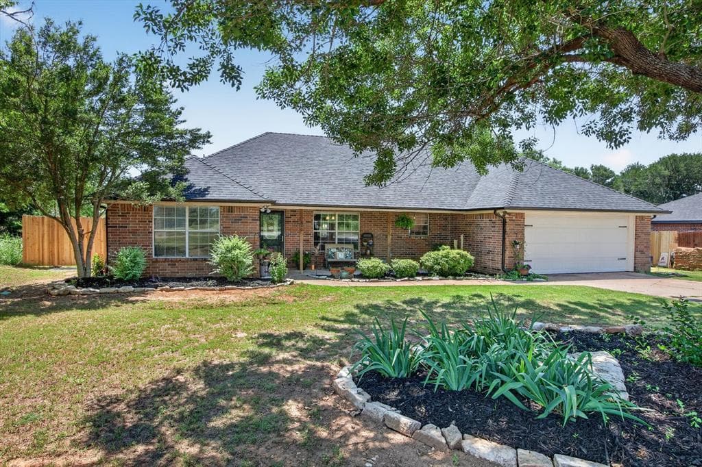 310 Vista Dr