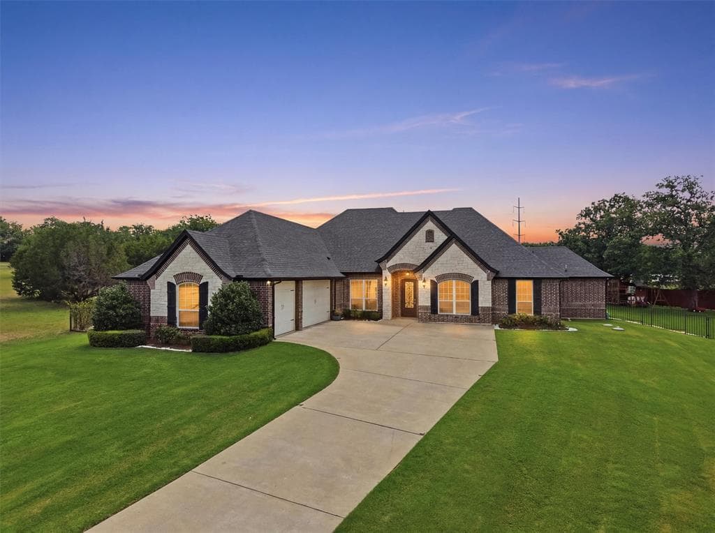 3913 Homestead Ct