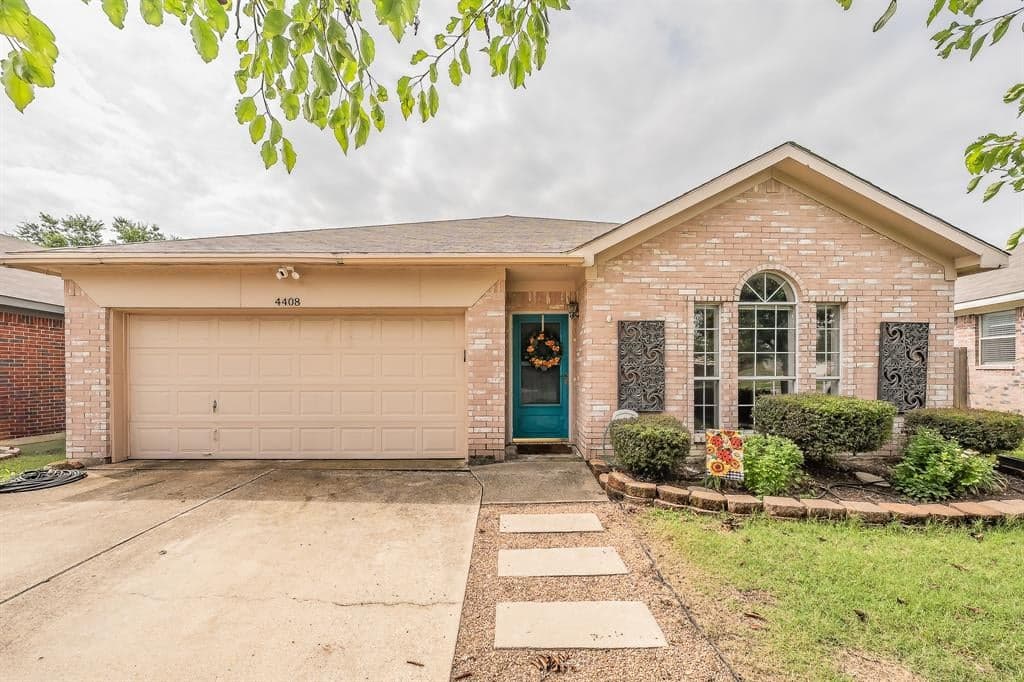 4408 Park Creek Ct