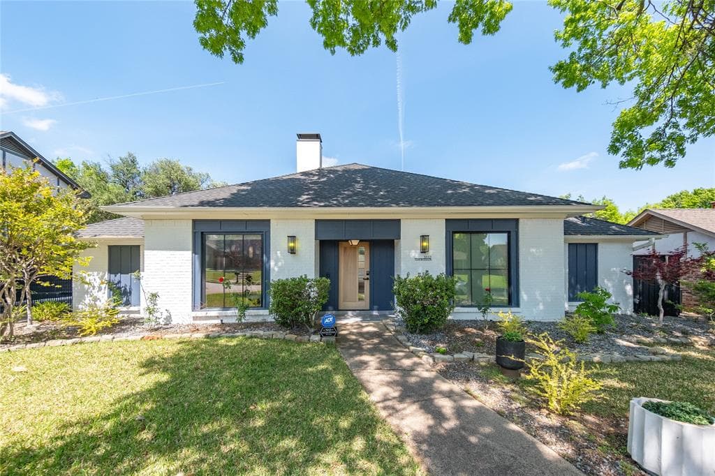 3117 Teakwood Ln