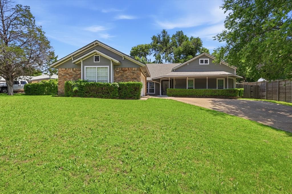 342 Omaha Ln