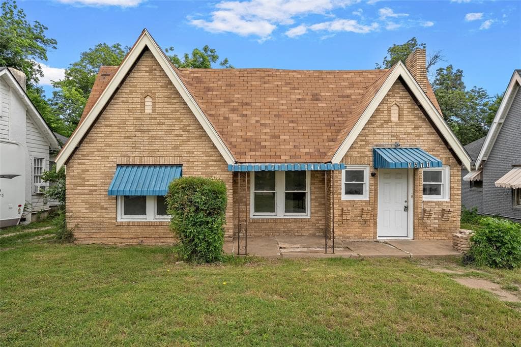 1511 Maple Ave