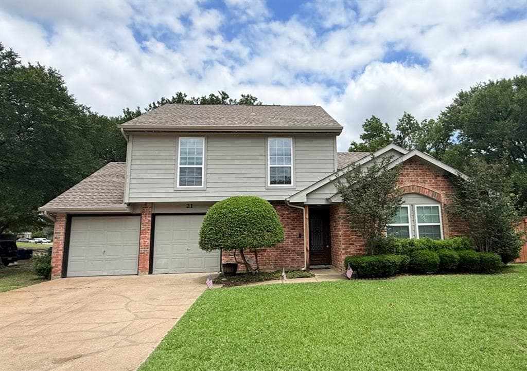 21 Brewster Ct