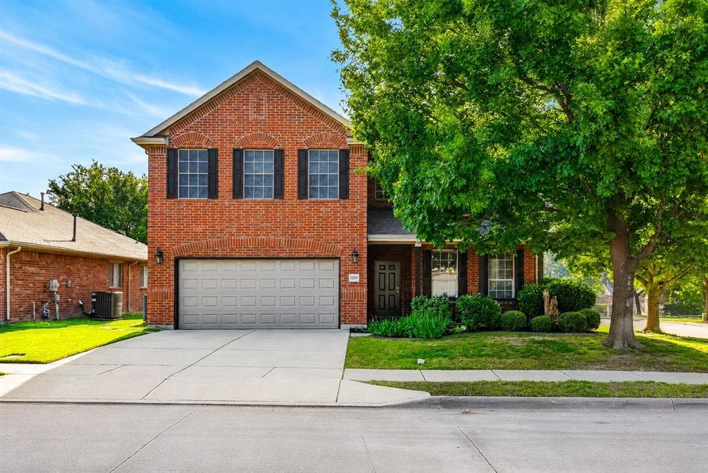 1229 Hickory Bend Ln