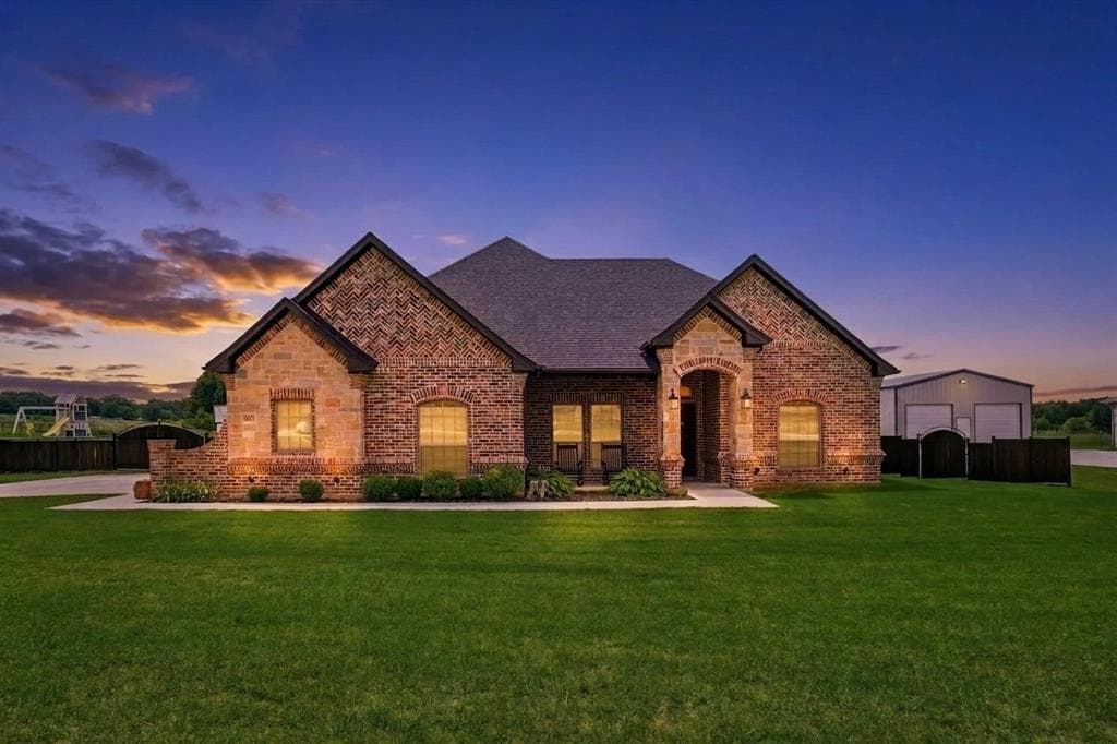 1027 Hope Ct