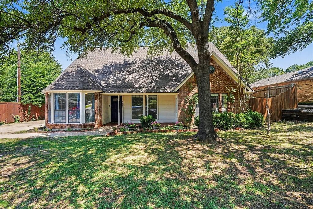 4917 Rockford Ct
