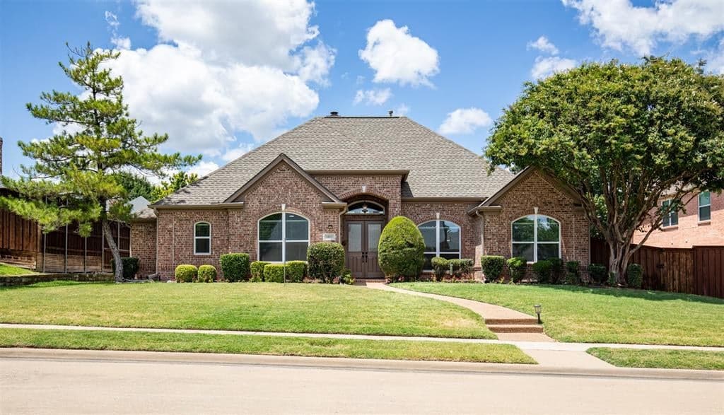1405 Faringdon Dr