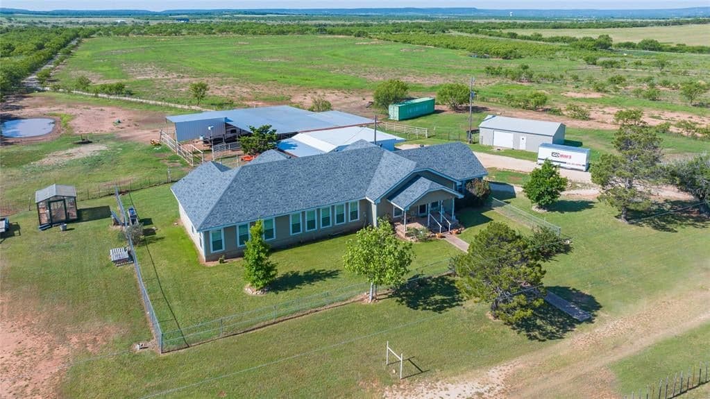 12085 County Road 250