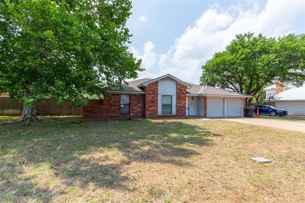 6334 Ryan Cir